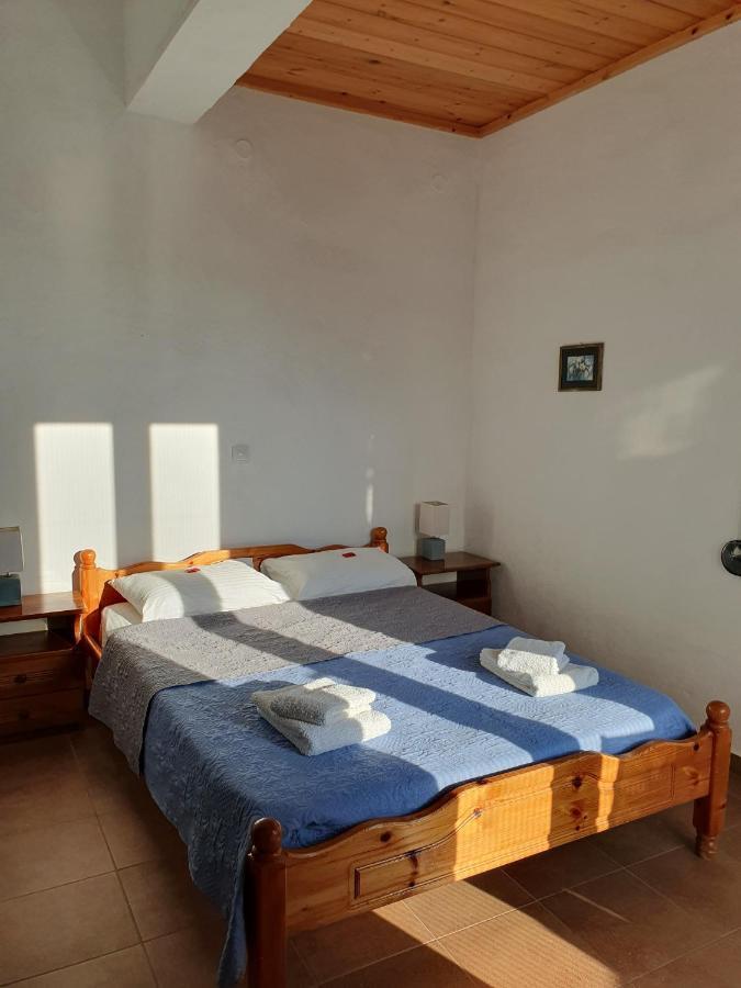 Babis & Popi Rooms And Studios Frangokastello Exterior foto
